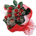  K�z�lay �i�ek online �i�ek sipari�i  KIRMIZI AMBALAJ BUKETINDE 12 ADET G�L