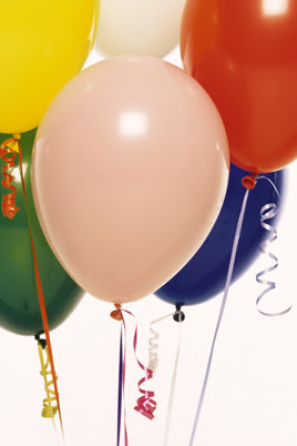  Ankara K�z�lay 14 �ubat sevgililer g�n� �i�ek  19 adet renklis latex u�an balon buketi
