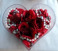  Ankara K�z�lay yurti�i ve yurtd��� �i�ek sipari�i  mika kalp i�erisinde 3 adet g�l ve taslar