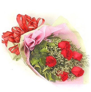  Ankara K�z�lay cicekciler , cicek siparisi  6 adet k�rm�z� g�lden buket