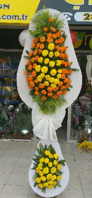 �ift katl� d���n Nikah ��yeri A��l�� �i�ek  K�z�lay anneler g�n� �i�ek yolla 