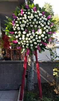  K�z�lay �i�ek ma�azas� , �i�ek�i adresleri  Cenaze �elengi  Ankara K�z�lay hediye sevgilime hediye �i�ek 