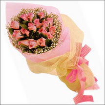 11 adet pembe g�llerden   K�z�lay anneler g�n� �i�ek yolla 