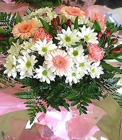  Ankara K�z�lay 14 �ubat sevgililer g�n� �i�ek  karma b�y�k ve g�sterisli mevsim demeti 
