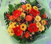  Kızılay uluslararası çiçek gönderme  sade hos orta boy karisik demet çiçek 