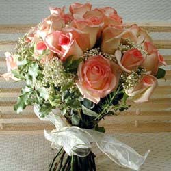 12 adet sonya g�l buketi    K�z�lay �i�ek sipari�i vermek 