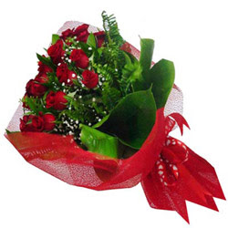  Ankara K�z�lay �i�ek , �i�ek�i , �i�ek�ilik  12 adet kirmizi essiz g�l buketi - SEVENE �ZEL