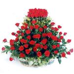  Ankara Kızılay çiçek , çiçekçi , çiçekçilik  41 adet kirmizi gülden sepet tanzimi