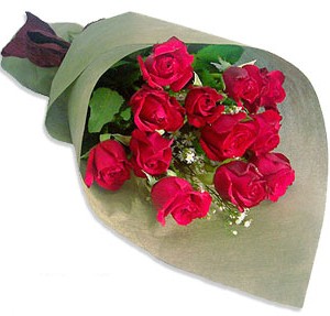 Uluslararasi �i�ek firmasi 11 adet g�l yolla  K�z�lay �i�ek sat��� 