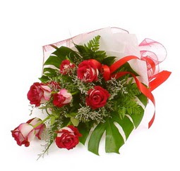 �i�ek g�nder 9 adet kirmizi g�l buketi  Ankara K�z�lay kaliteli taze ve ucuz �i�ekler 