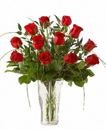 cam yada mika vazo içerisinde 9 kirmizi gül  Ankara Kızılay hediye sevgilime hediye çiçek 