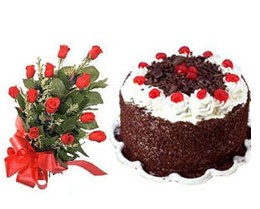 K�z�lay uluslararas� �i�ek g�nderme  10 adet kirmizi g�l buketi ve yaspasta