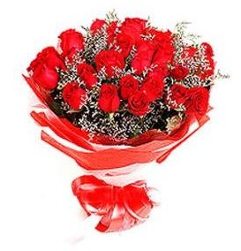  Kızılay çiçek satışı  12 adet kırmızı güllerden görsel buket