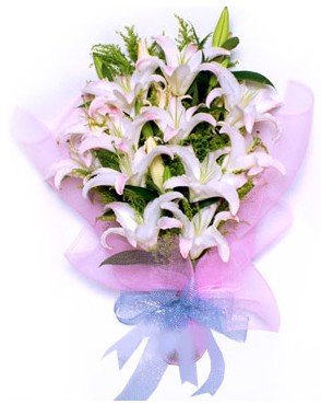 5 dal kazablankadan muhteşem buket  Ankara Kızılay 14 şubat sevgililer günü çiçek 