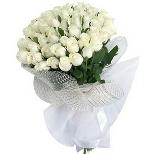  Ankara K�z�lay �i�ek , �i�ek�i , �i�ek�ilik  51 adet beyaz g�lden buket tanzimi