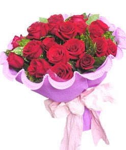 12 adet kırmızı gülden görsel buket  Kızılay anneler günü çiçek yolla 