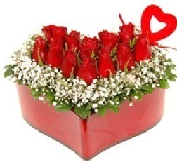 Kalp içerisinde 9 kırmızı gül kalp çubuk  Kızılay çiçek mağazası , çiçekçi adresleri 