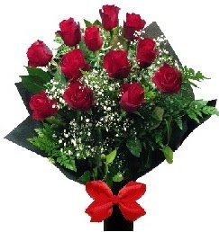 11 adet kırmızı gülden buket  Ankara Kızılay online çiçek gönderme sipariş 