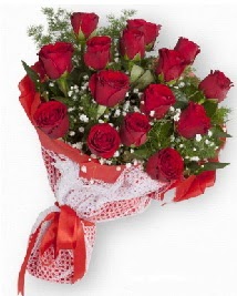 11 kırmızı gülden buket  Kızılay ucuz çiçek gönder 