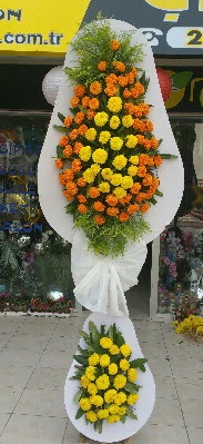 �ift katl� d���n Nikah ��yeri A��l�� �i�ek  K�z�lay anneler g�n� �i�ek yolla 