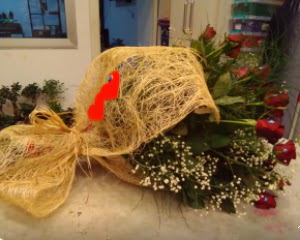 21 adet k�rm�z� g�l k�z isteme buketi  K�z�lay �i�ek sipari�i vermek 