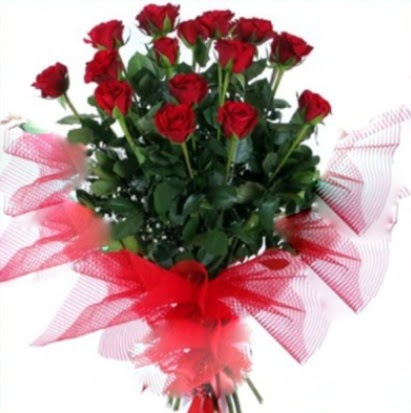 15 adet kırmızı gül buketi  Ankara Kızılay yurtiçi ve yurtdışı çiçek siparişi 